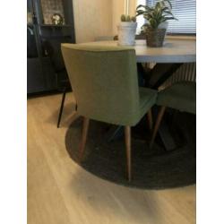 Groene eetkamerstoelen