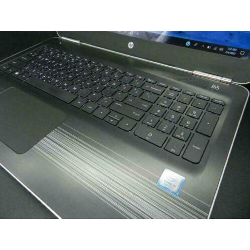 HP Pavilion 15-au123cl i5-7200 12GB - In Nette Staat