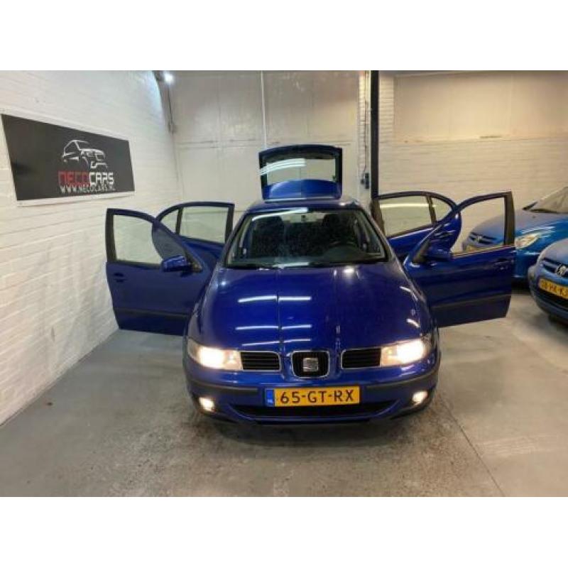 SEAT Leon 1.8-20V Sport NETTE AUTO//RIJDT SCHAKELT GOED//SPO