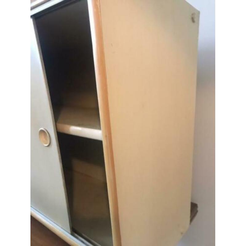 Vintage keukenkastje keukenkast hangkast retro goede staat