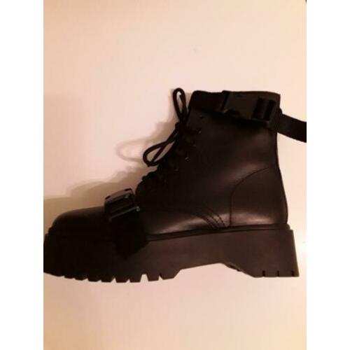 SACHA-echt leer boots. 39 NIEUWE.