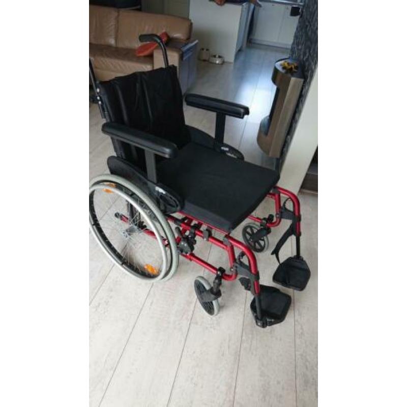 Quickie rolstoel (lang/groot persoon)