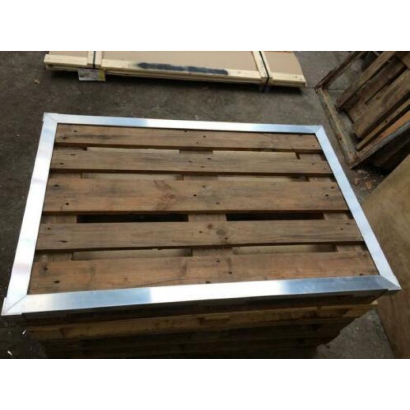 Aluminium pallet frame (3 stuks)