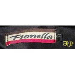 Fionella Lange rok zwart maat 4 dat komt overeen met 40/42