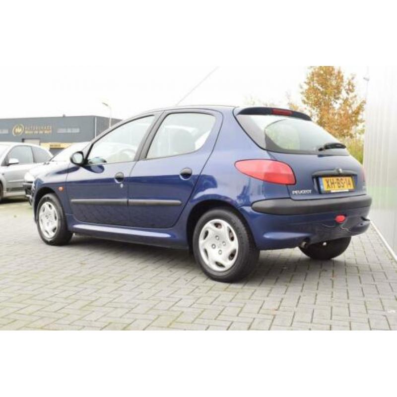 Peugeot 206 1.1 XR 5 deurs Stuurbekrachtiging Elek/pakket 80