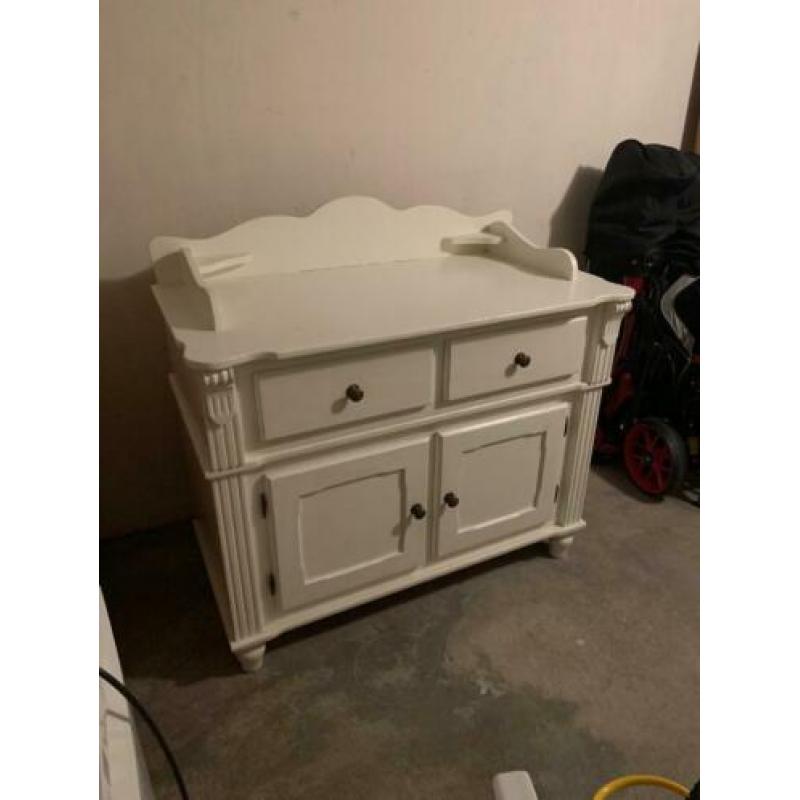 Brocante witte houten commode in top staat!