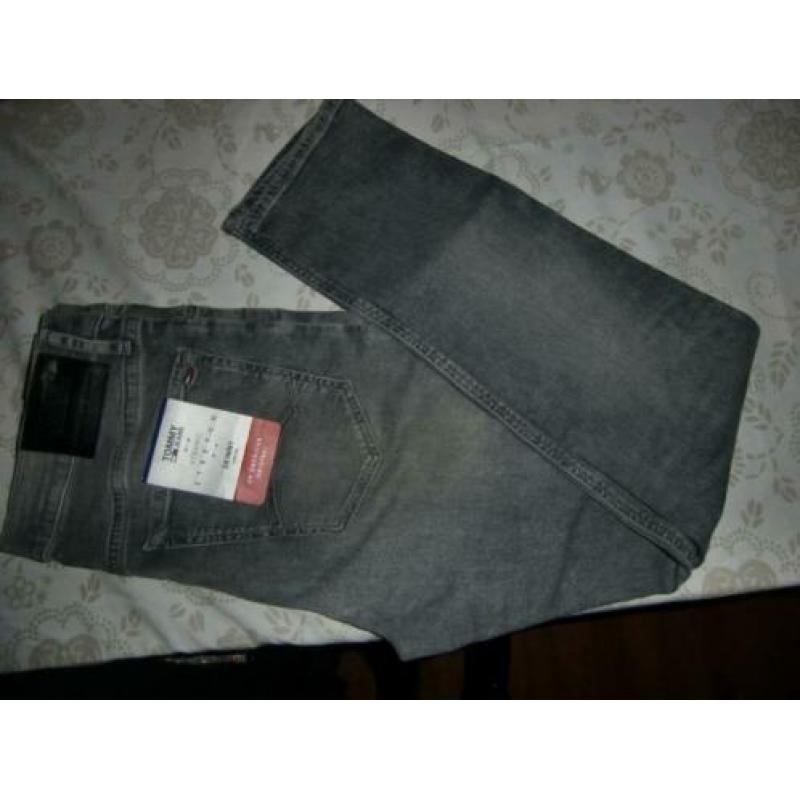 Nieuw Tommy Hilfinger jeans maat 34-32 grijze broek.