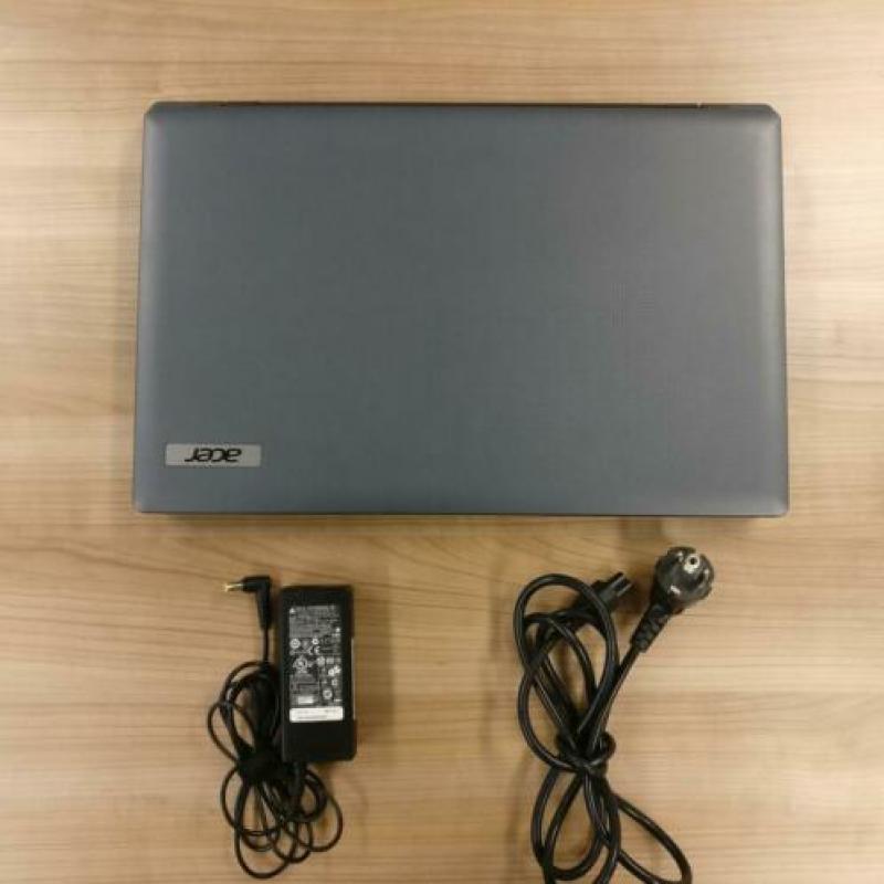 Nette 17.3 Inch Acer Aspire Laptop