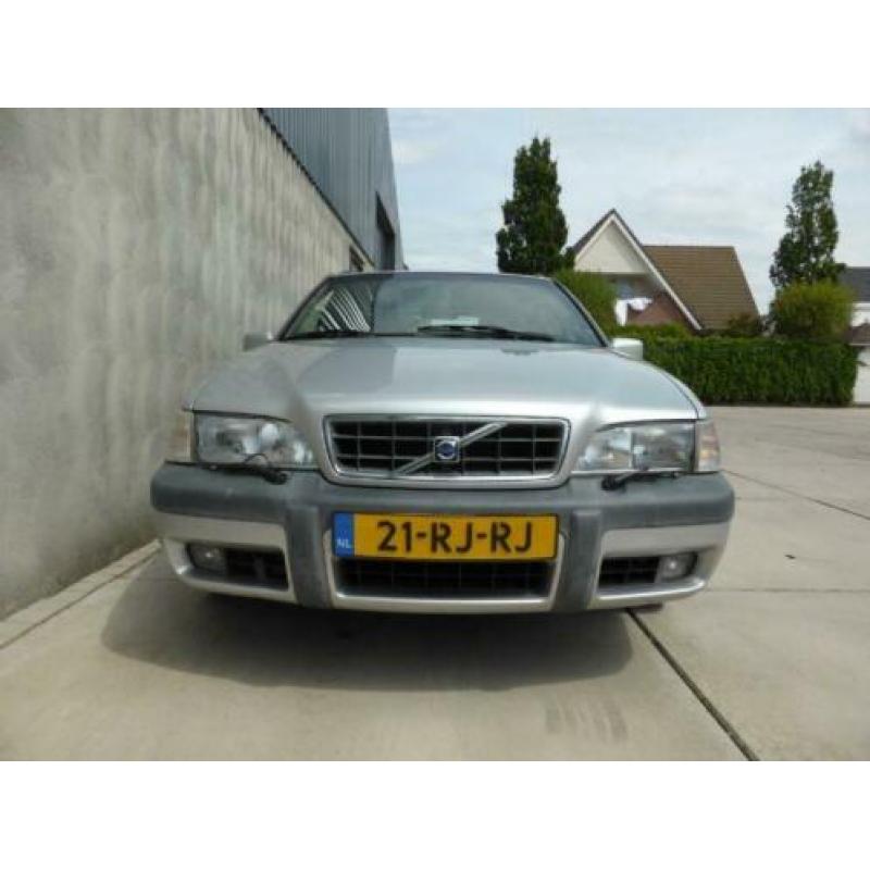 Volvo V70 XC 2.4 T AWD Comfort