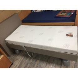 Hoog laag bed (Boxspring) “NIEUW”