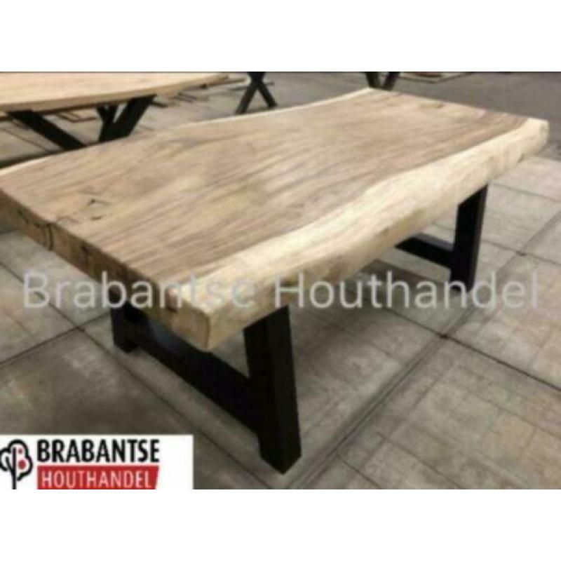 Suar boomstam tafel boomstambladen tafelblad eettafel