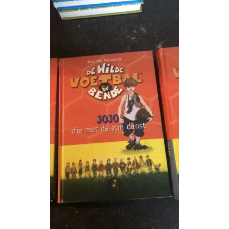 De wilde voetbalbende 3 delen nieuwstaat