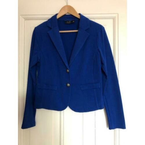 Elvira felblauwe Blazer maat 40(38)