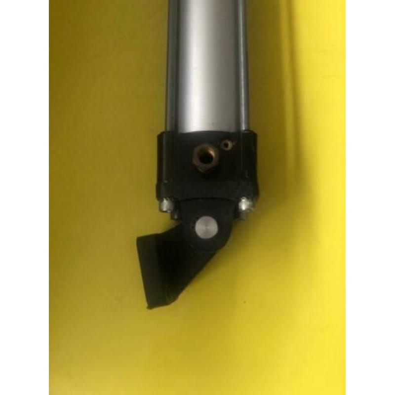 Lucht Cylinder