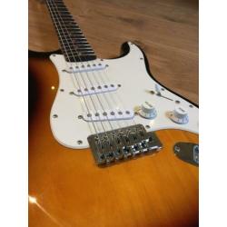 Fender squirer Strat incl. Versterker