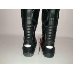 NIEUWE Booster Reivo mt 41 van € 109,95 voor € 79,95