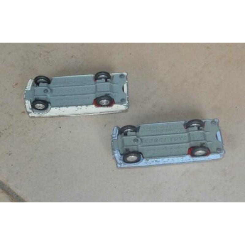 2 x Ford Zephyr van Corgi