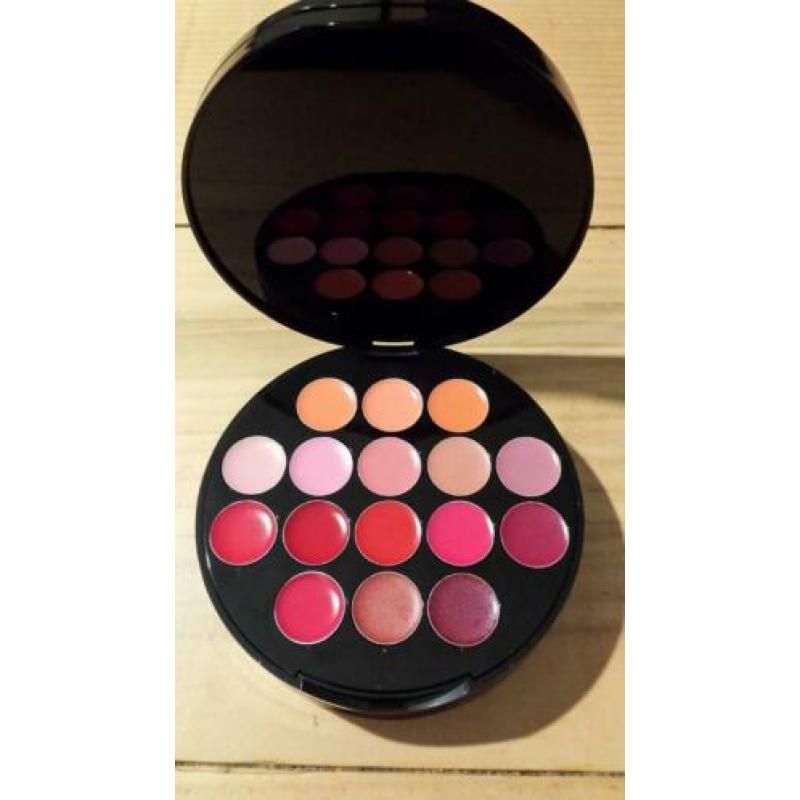 FIZZ PALETTE Douglas