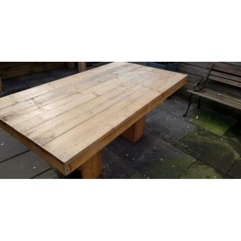 Stijger houten tafel in goede staat