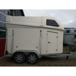 Zeer mooie Xx-trail 1,5 paardstrailer met zadelkamer.