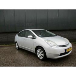 Toyota Prius 1.5 VVT-i Tech Edition MET LAGE NAP KM STAND