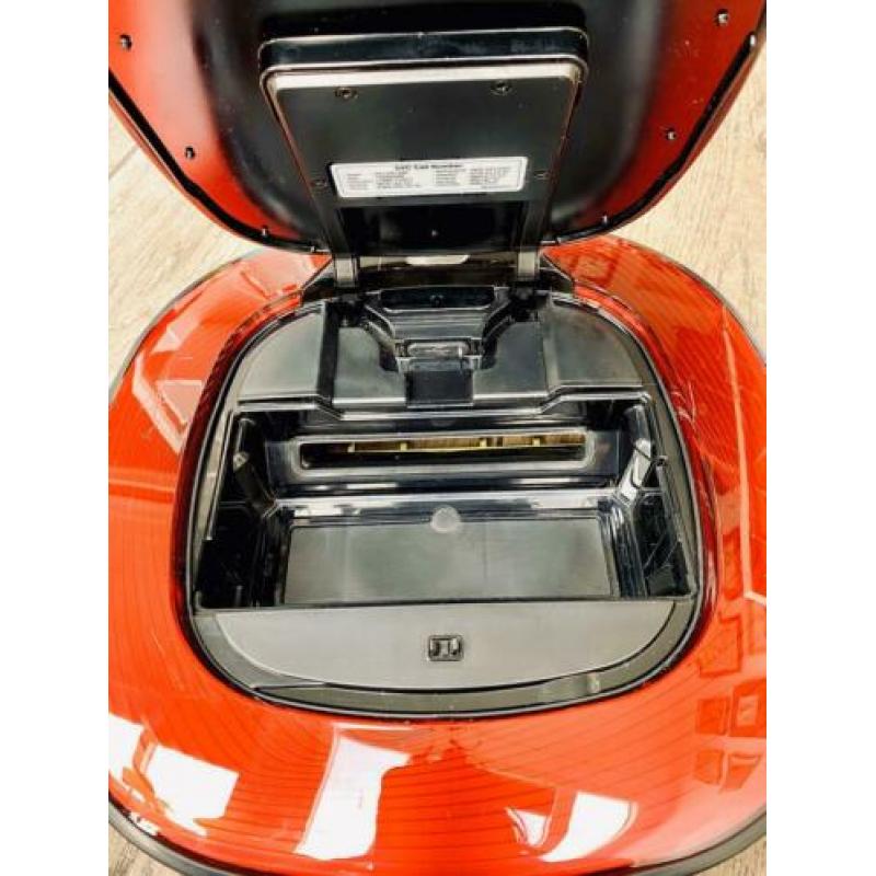 LG Hom-Bot