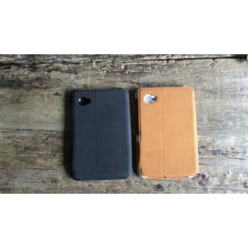 2 nieuwe hoesjes / covers voor tablet (samsung?)5 euro samen