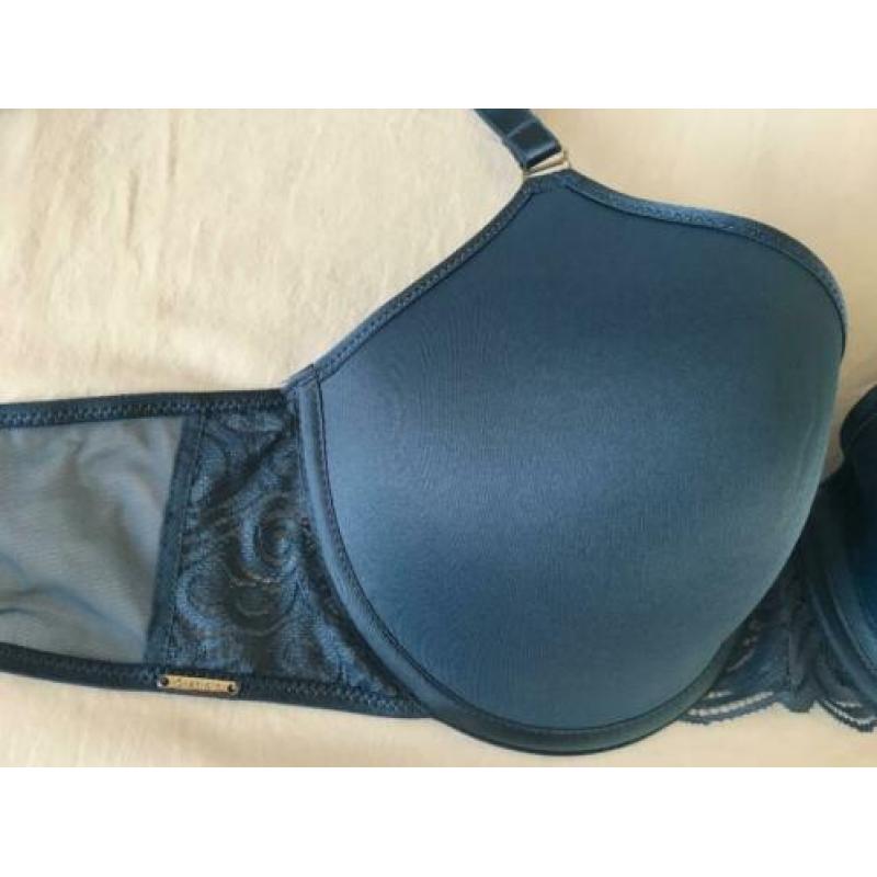 Nieuw CHANTELLE 85B luxe T-shirt BH kant PYRAMIDE blauw 85 B