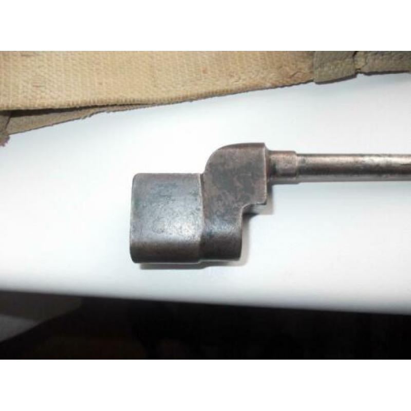 Engelse spijker bajonet desert uitvoerring met hanger