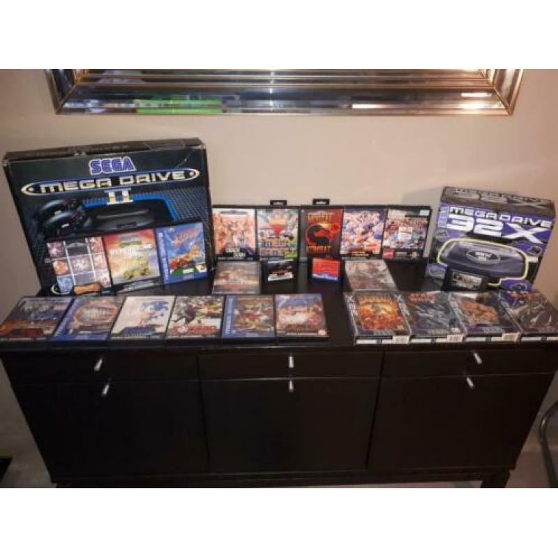Sega megadrive 2 & 32X Boxed + 29 games