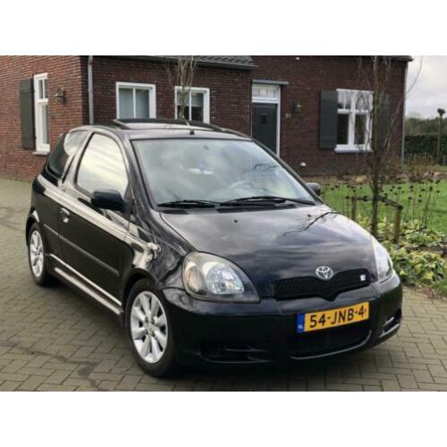 Toyota Yaris 1.5 16V Vvti 3DR T Sport 2001 Zwart
