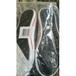 Nieuwe kinder sneakers maat 30