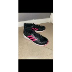 Adidas schoenen maat 39