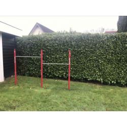Zgan Kettler rood/zwart dubbel duikel/turnrek div.hoogtes