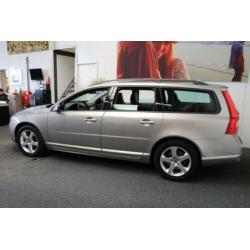 Volvo V70 2.5T Summum LEDER CRUISE CONTROL CLIMATE CONTROL A