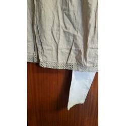 Leuke set m/ L tuniek en broek