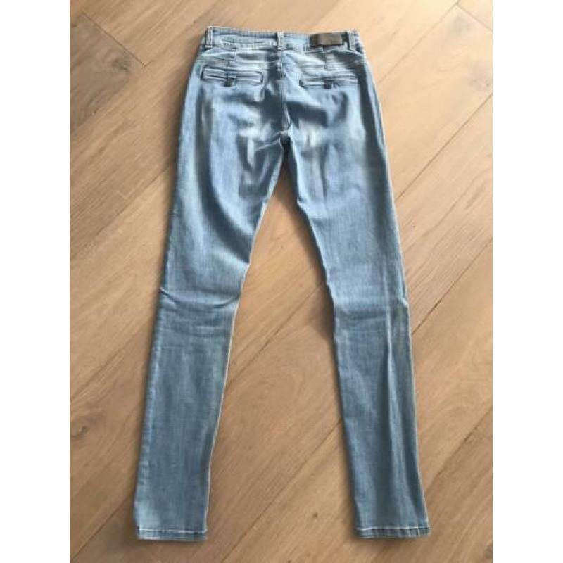 García spijkerbroek maat 27/32