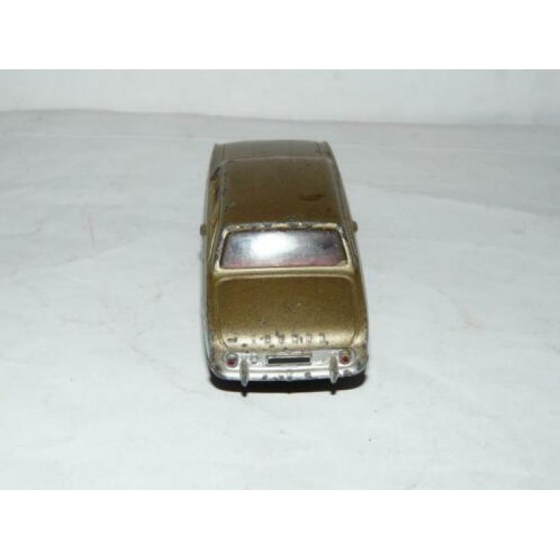 Dinky Toys - 559 - Ford Taunus