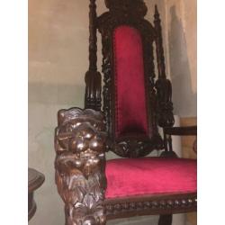 Te koop 2x ongebruikte troon King lion chair