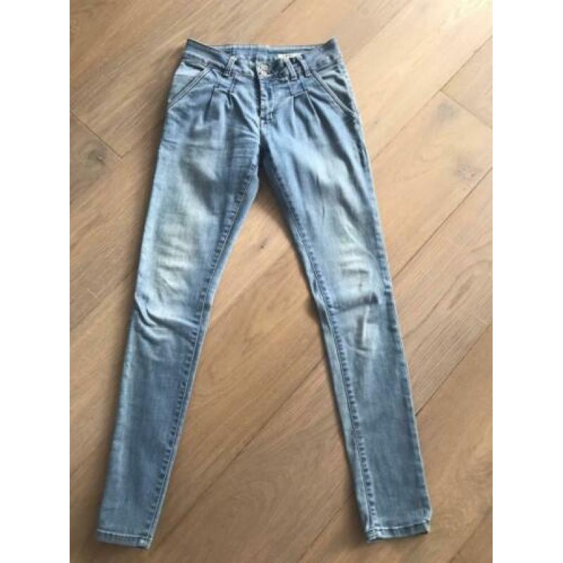 García spijkerbroek maat 27/32