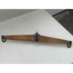 plantenhanger van antiek boeren gereedschap