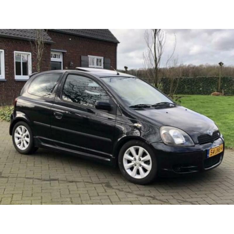 Toyota Yaris 1.5 16V Vvti 3DR T Sport 2001 Zwart