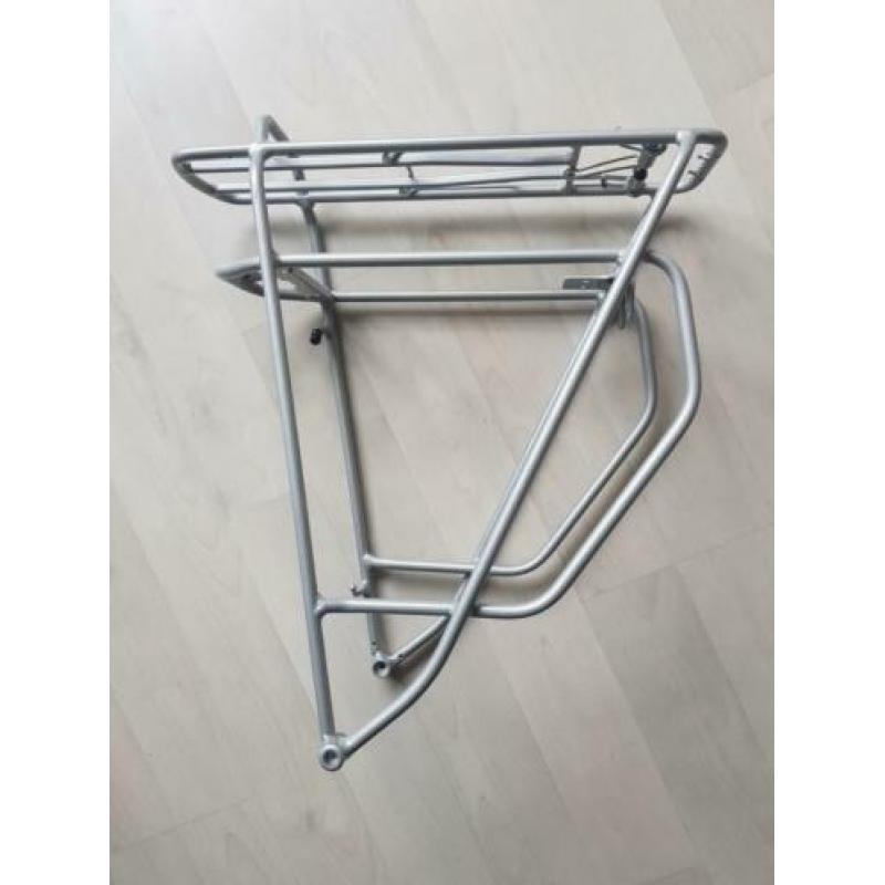 Nieuwe bagagedrager voor een elektrische fiets