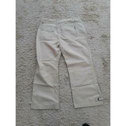 Damesbroek van Cecil maat 33 beige