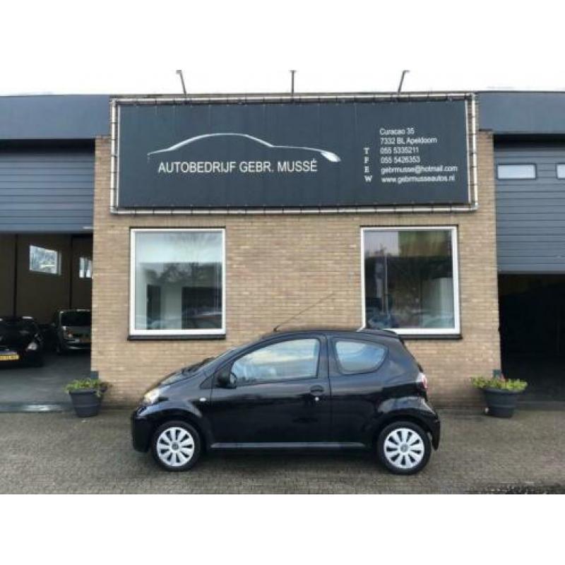 Toyota Aygo 1.0-12V Cool Airco, Stuurbekrachtiging, APK, Zee