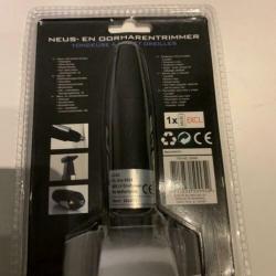 Nieuwe ongebruikte neus en oortrimmer vijfdelige set.