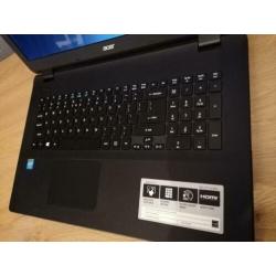 Prachtige Acer Aspire E-17 in nieuwstaat