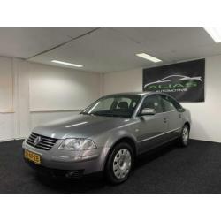 Volkswagen Passat 2.0-20V Arctic 2003 Grijs AIRCO / APK 2020