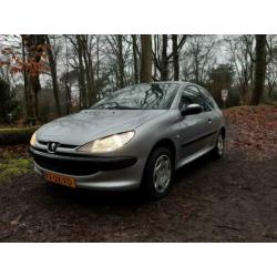 Peugeot 206 1.4 xt