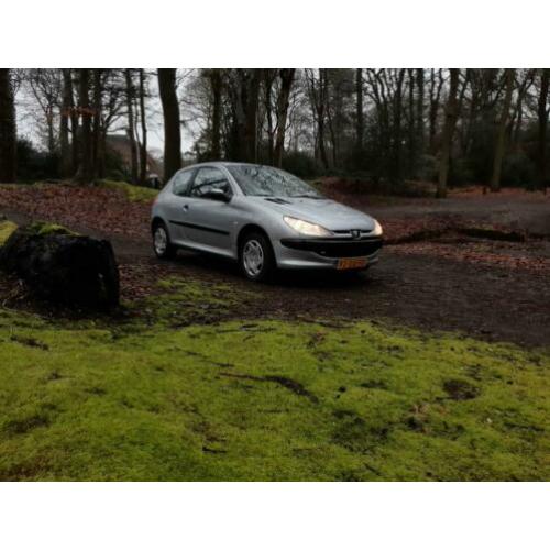 Peugeot 206 1.4 xt